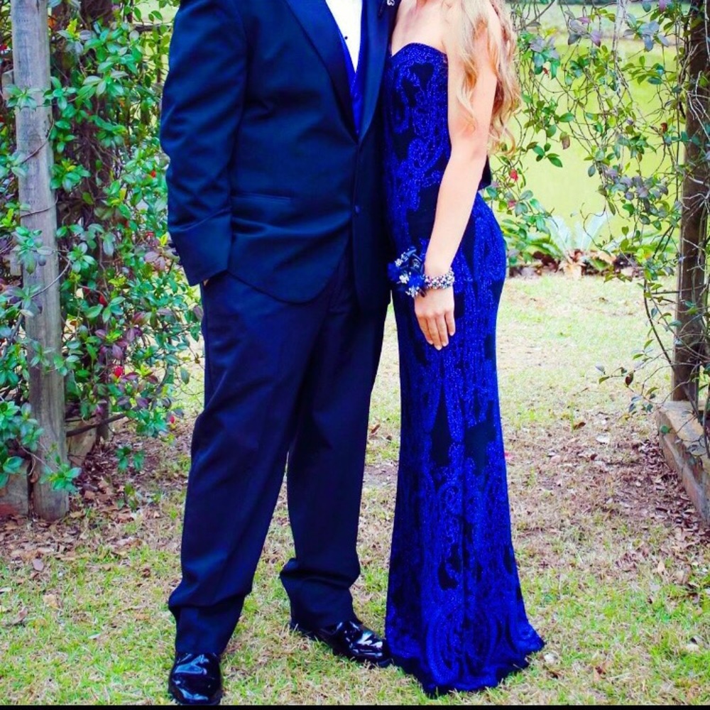 JUMP APPAREL PROM DRESS😍😍 - Picture 3 of 4